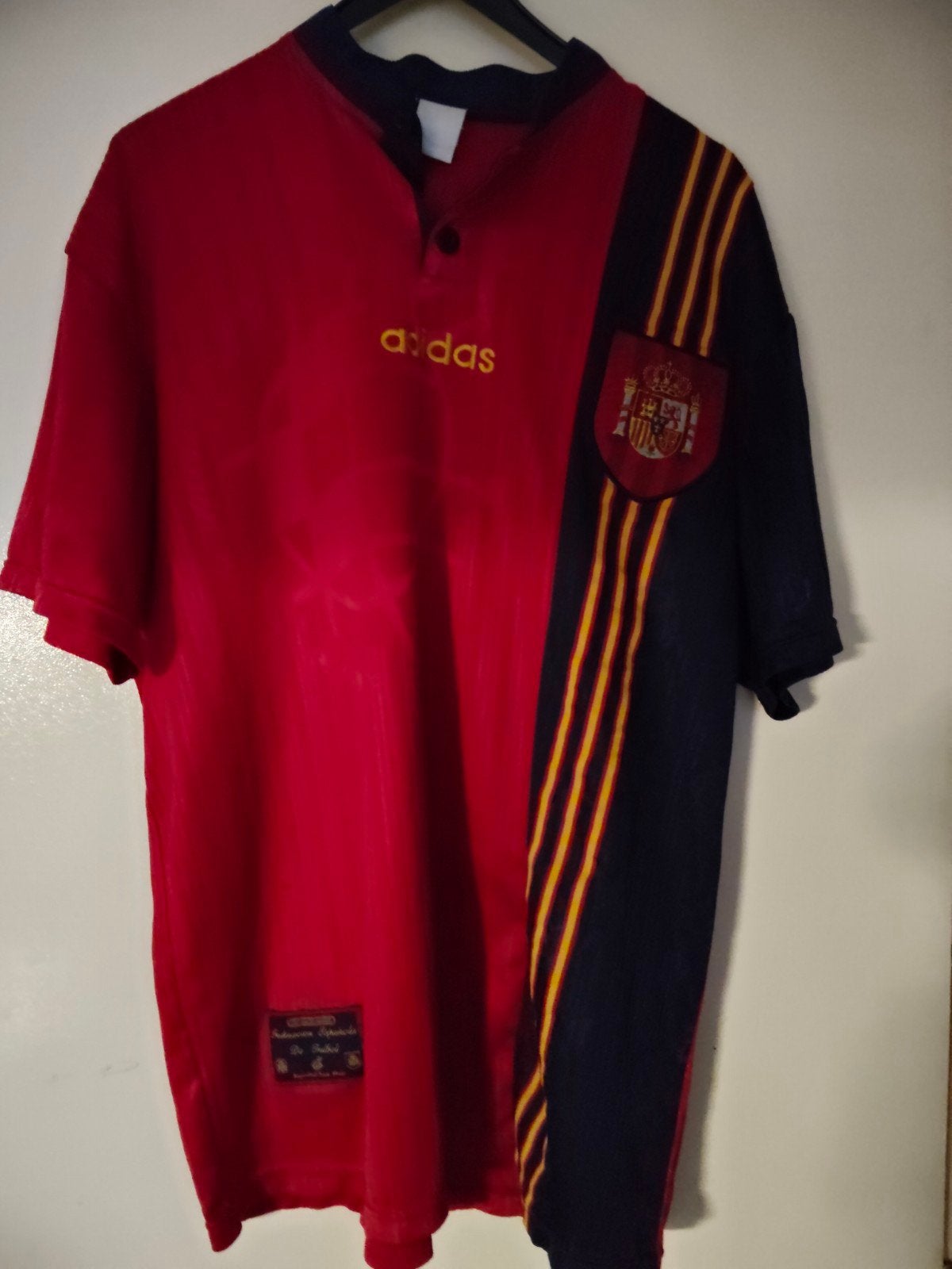 Vintage Adidas Spanje Voetbalshirt 1996 - Maat L/XL, Kleding | Heren, Ophalen, Maat 56/58 (XL), Zo goed als nieuw, Adidas