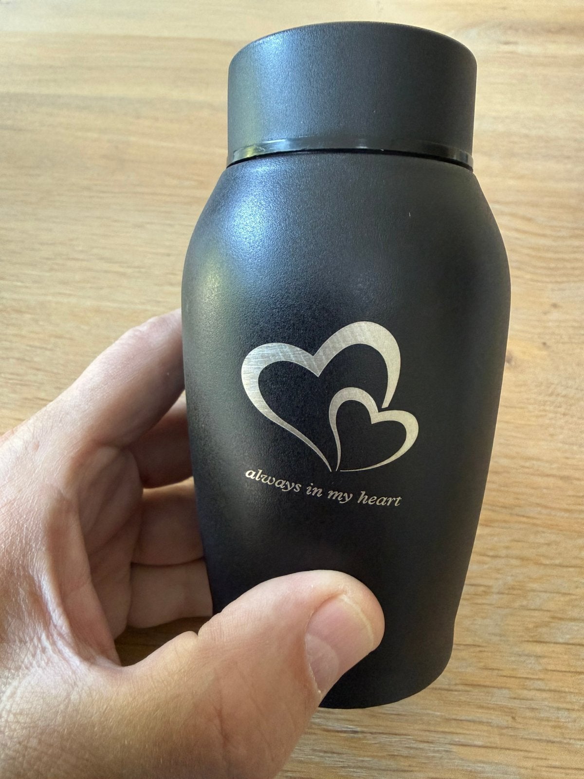 Mooie urn met de tekst  “ Always in my heart “, Ophalen of Verzenden