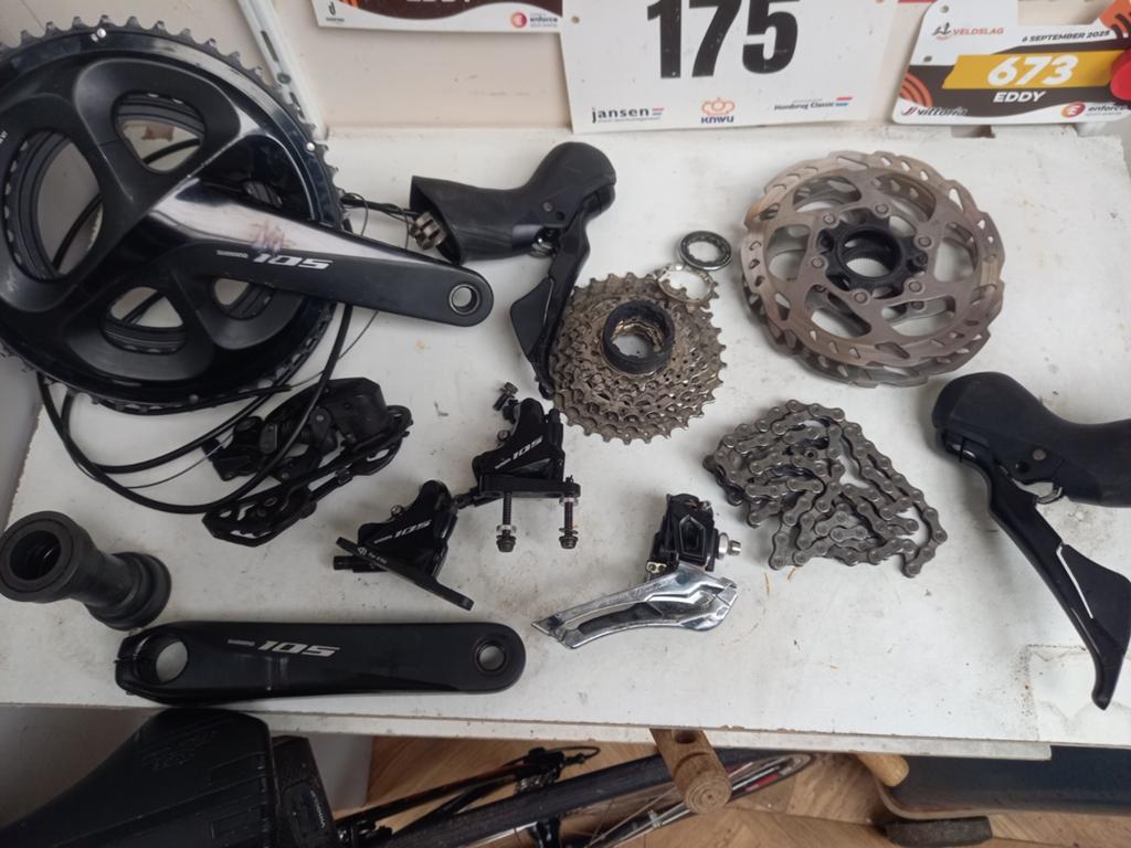 Shimano 105 11v Groepset R7000 - Compleet ., Crankstel of Pedalen, Ophalen of Verzenden, Zo goed als nieuw, Aluminium