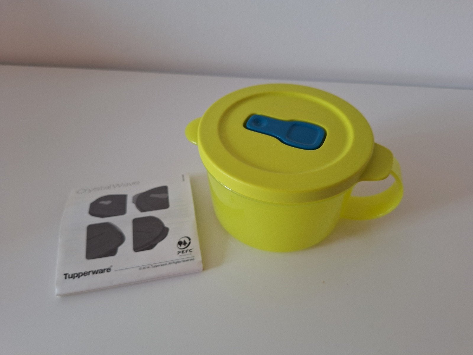 Tupperware CrystalWave Soepkom Lekdicht - Ideaal voor onderw, BPA-vrij, Geel, Nieuw, Ophalen of Verzenden