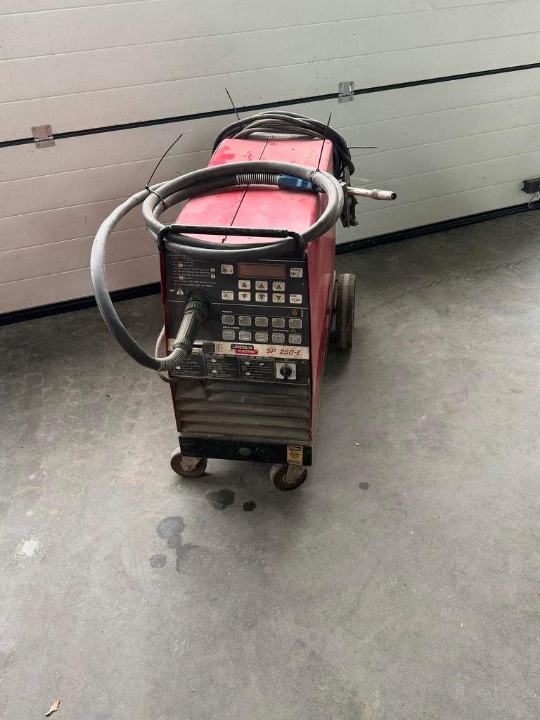 Lincoln SP 250-I lasapparaat, Doe-het-zelf en Verbouw, Gereedschap | Lasapparaten, Ophalen, Gebruikt, 250 ampère of meer, Overige typen