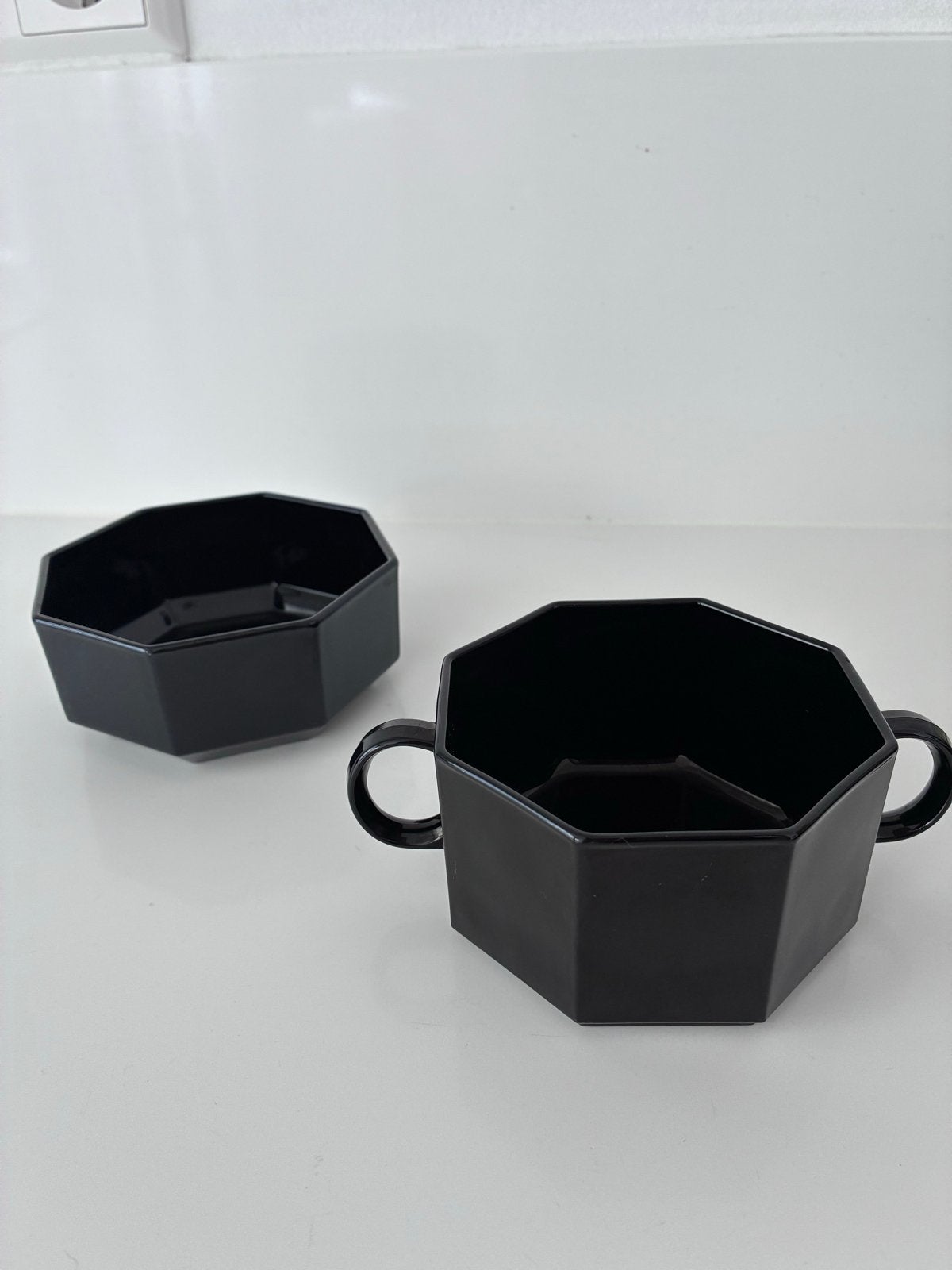 Arcoroc France Zwarte Kommen - Vintage Servies, Gebruikt, Overige merken, Vintage, Ophalen of Verzenden