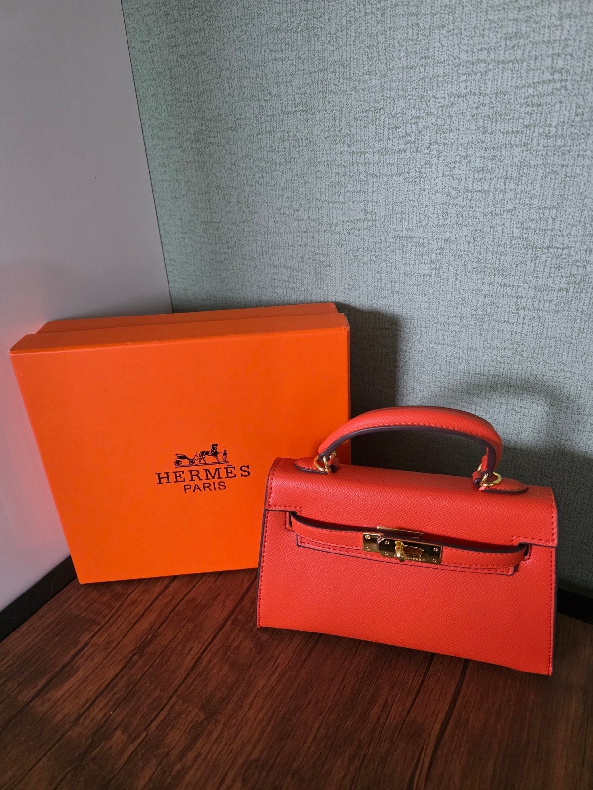 Hermès Kelly Mini Handtas Oranje, Sieraden, Tassen en Uiterlijk, Tassen | Damestassen, Ophalen of Verzenden, Zo goed als nieuw