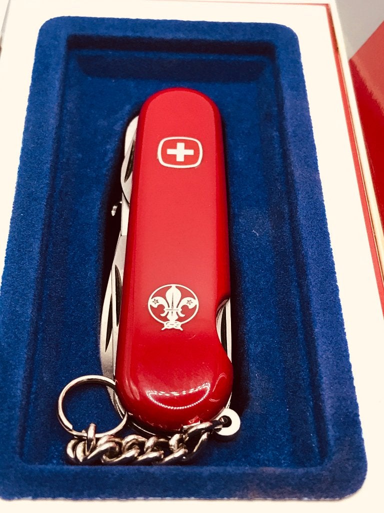 Rare Wenger World Scout edition Locking blade version 1.17.9, Caravans en Kamperen, Kampeergereedschap, Nieuw, Ophalen of Verzenden