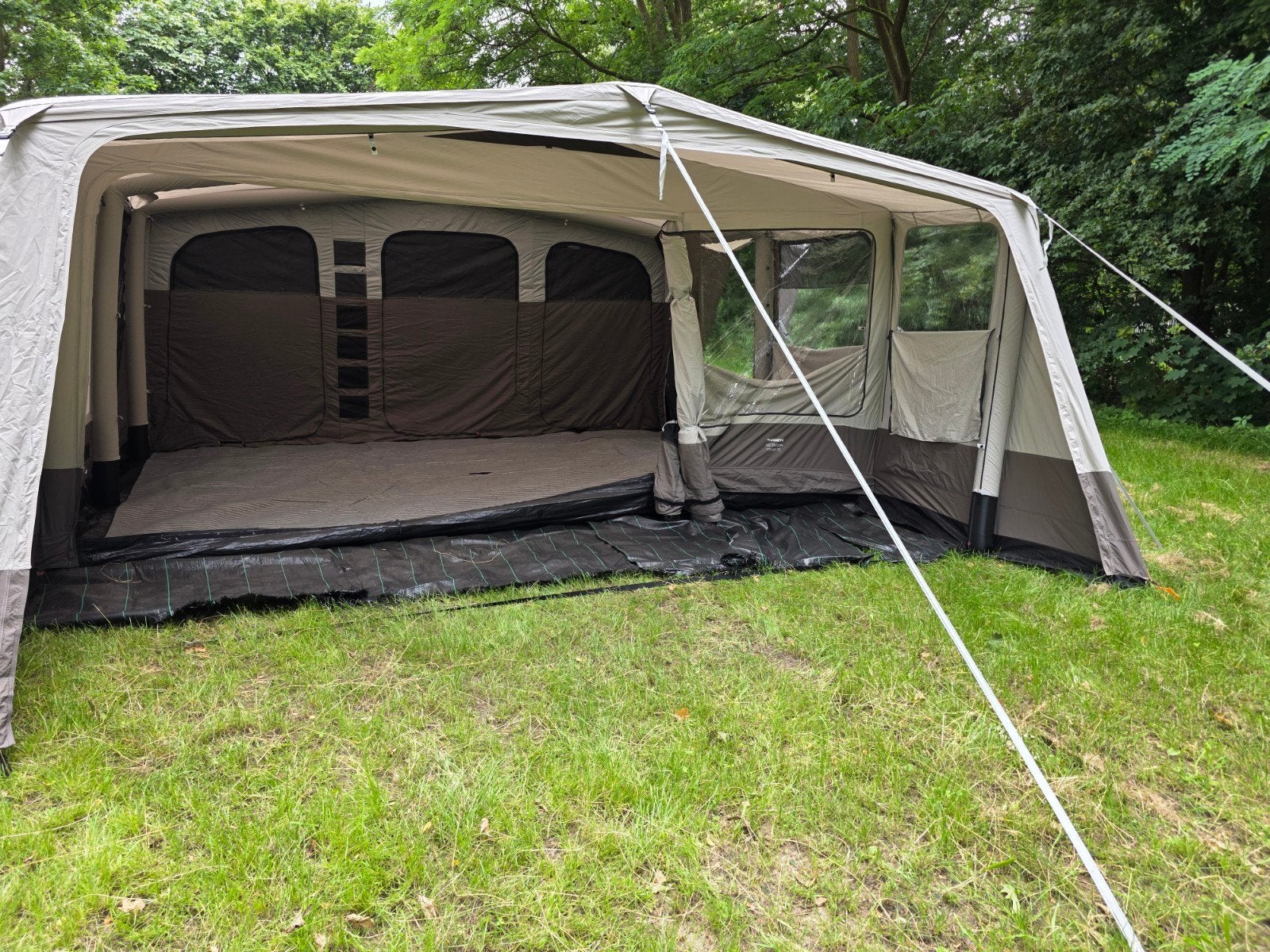 Dometic Ascension FTX 601 TC Opblaasbare Tent, Ophalen, Zo goed als nieuw, Tot en met 6