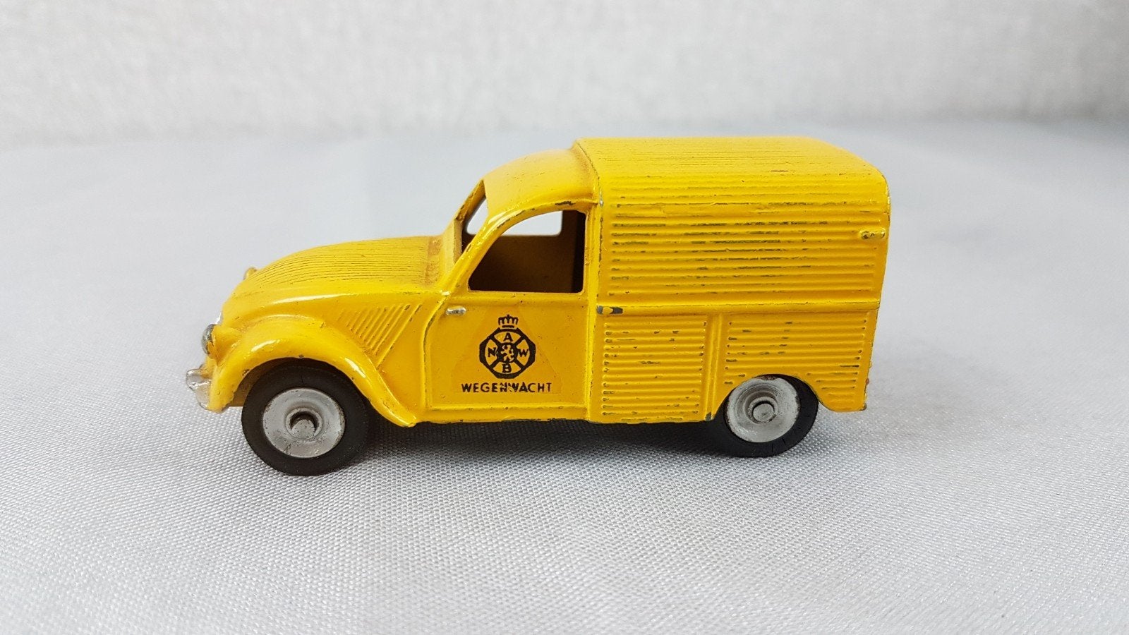 Dinky Toys Citroën 2CV Wegenwacht - Geel, Ophalen of Verzenden, Gebruikt, Auto, Dinky Toys