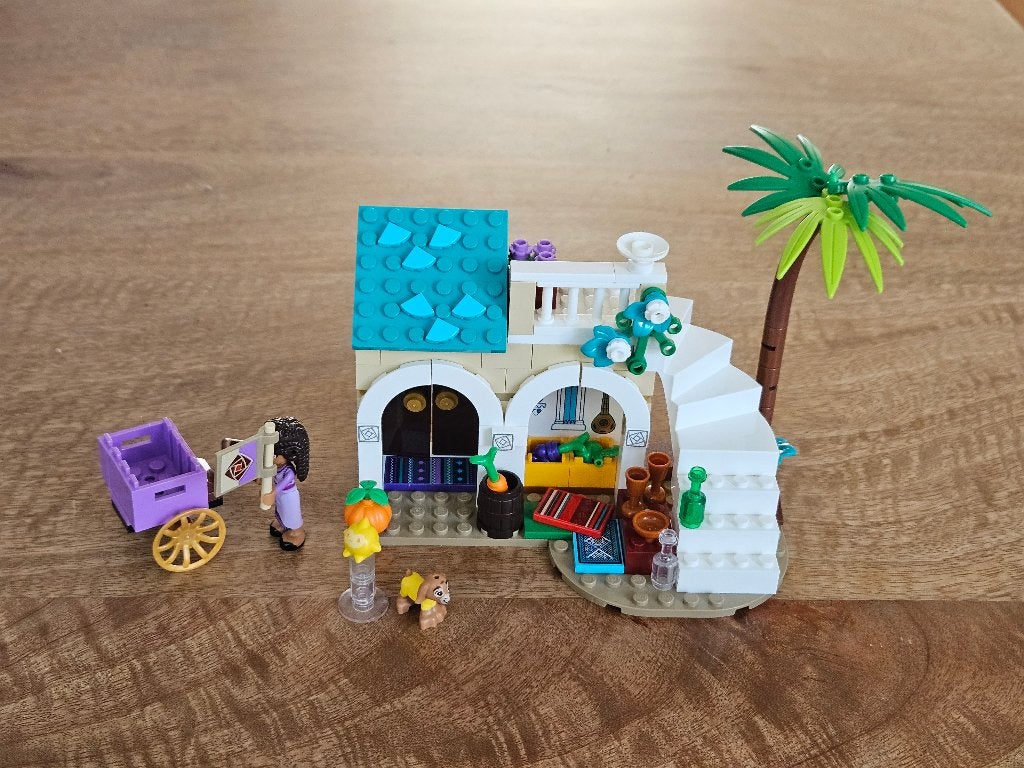 Lego nr. 43223 Disney Wish - Aisha in de stad Rosas, Overige thema's, Lego, Ophalen of Verzenden, Zo goed als nieuw