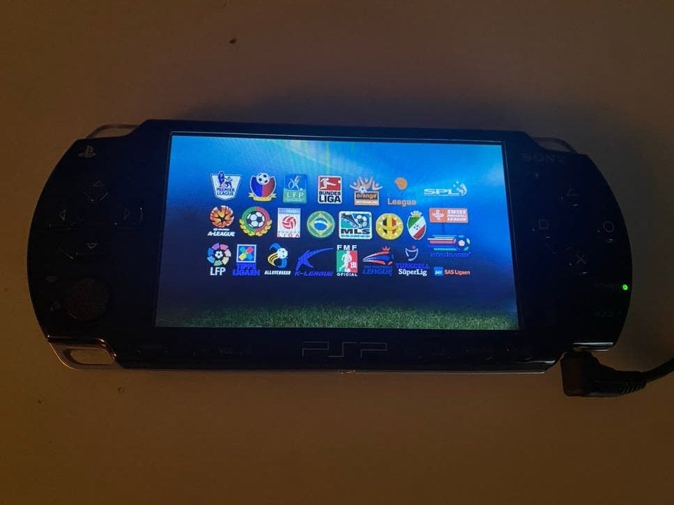 Sony PSP met FIFA 08 - Goede staat, Gebruikt, 1 speler, Ophalen of Verzenden, Vanaf 3 jaar