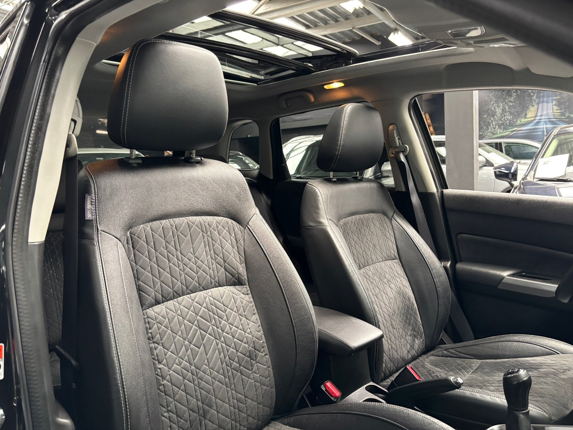 Foto 18 van Suzuki VITARA 1.0 Boosterjet Stijl