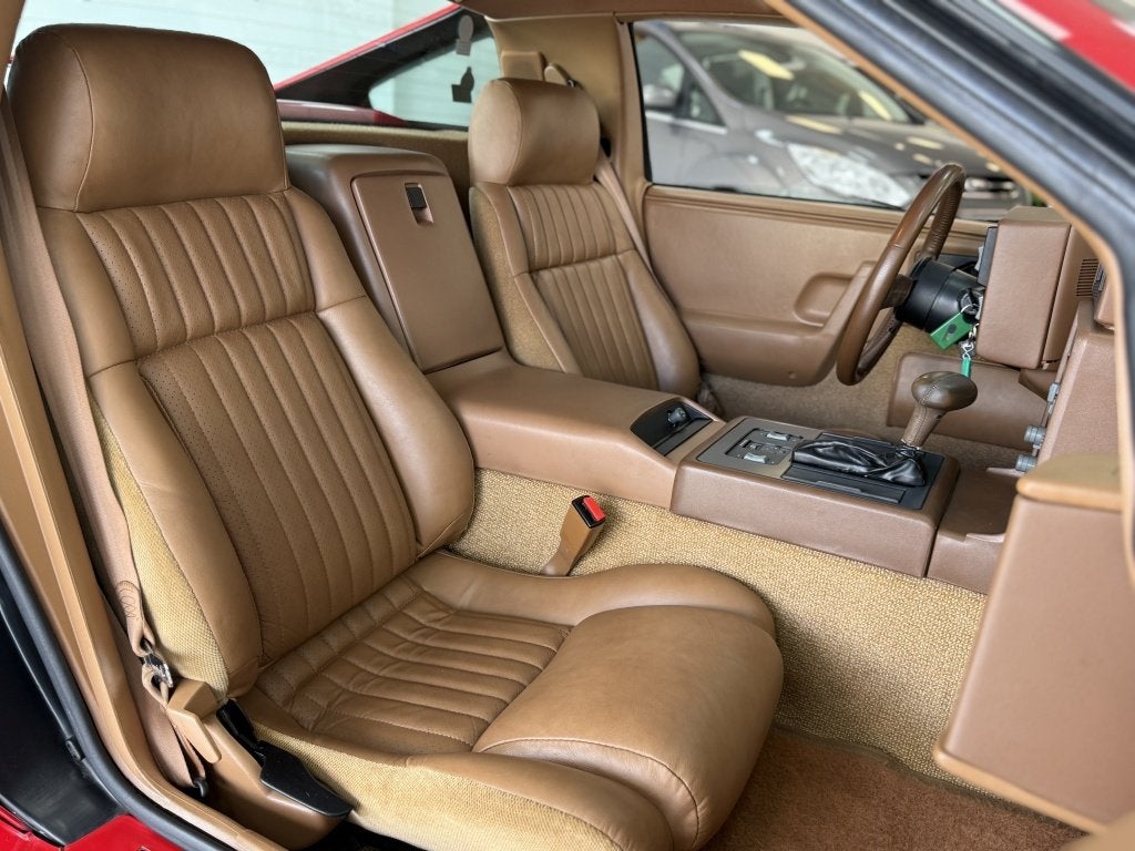 Foto 34 van Pontiac Fiero 2.8 GT Airco OOK S AVONDS GEOPEND OP AFSPRAAk