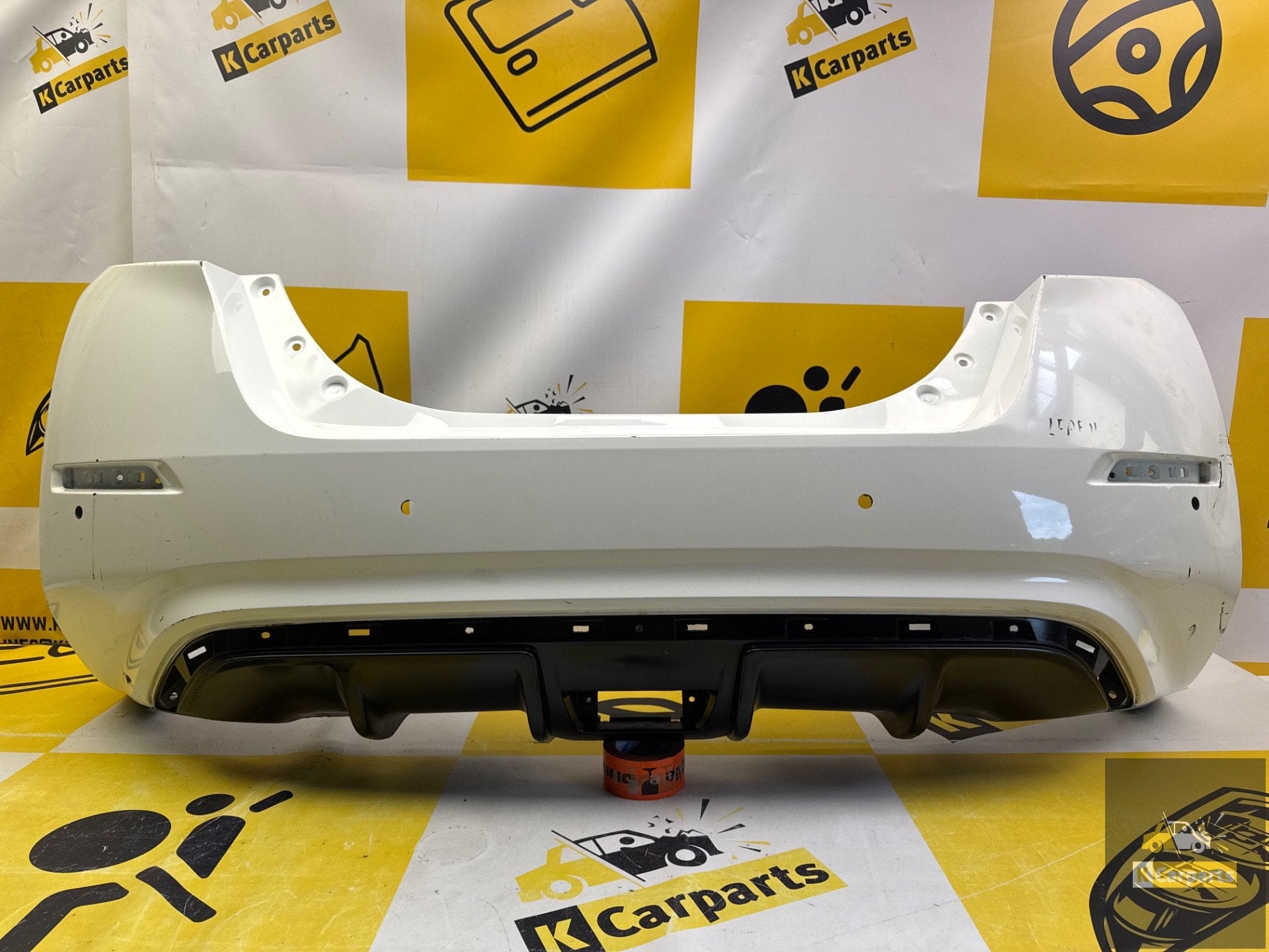 Achterbumper Nissan Leaf ORIGINEEL PDC bumper 850225SH0H, Auto-onderdelen, Takashima 1-chome 1-1
220-8686  Yokohama, Ophalen of Verzenden