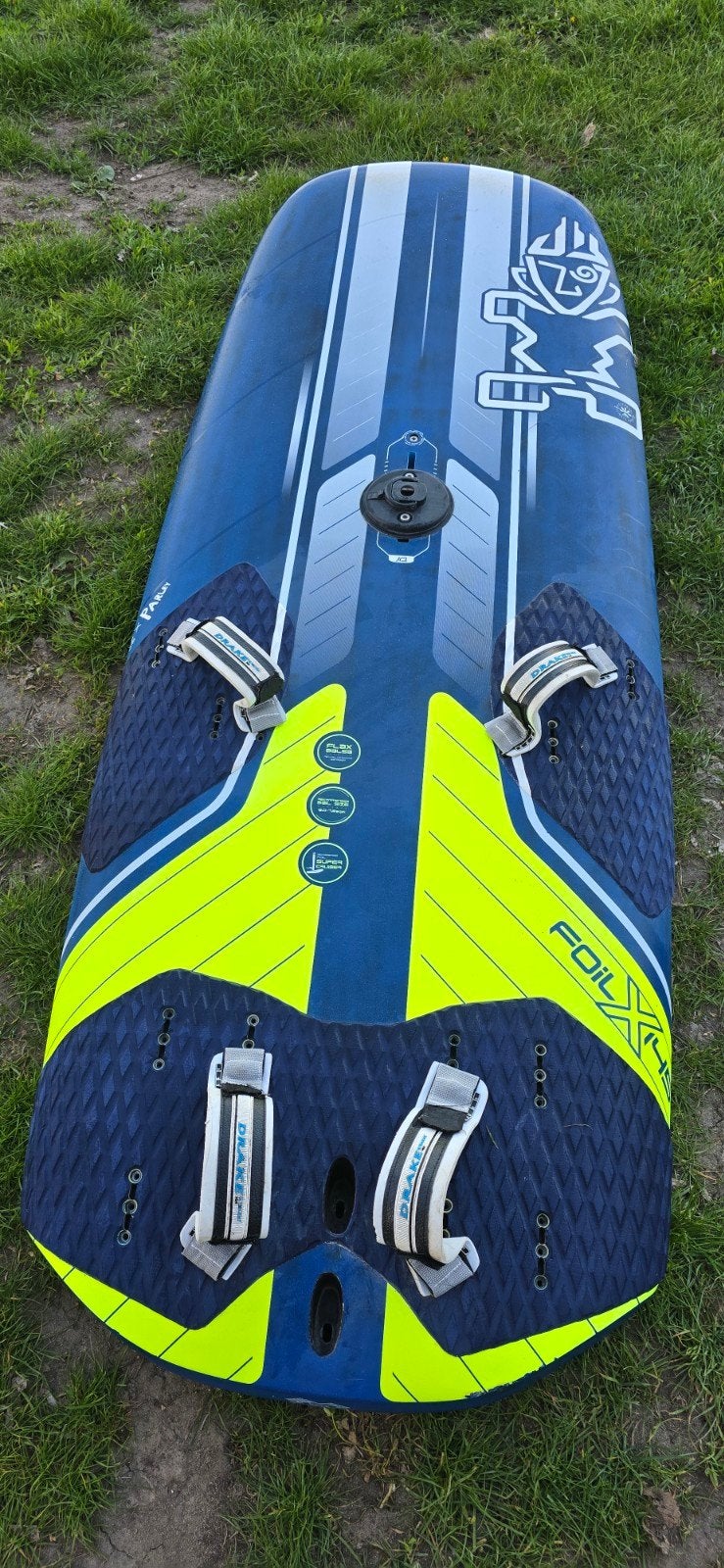 Starboard Windfoil Foil X en Super Cruiser Foil, Ophalen, Gebruikt, Starboard, Geschikt voor foilen