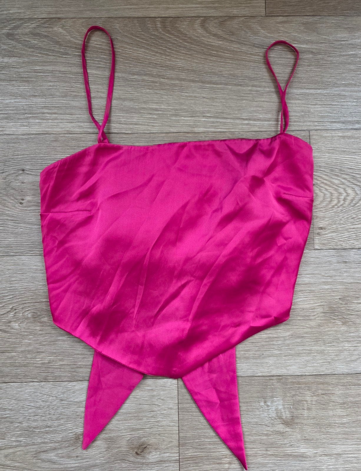 Stradivarius fuchsia satijnen top L, Maat 38/40 (M), Ophalen of Verzenden, Zo goed als nieuw, Roze