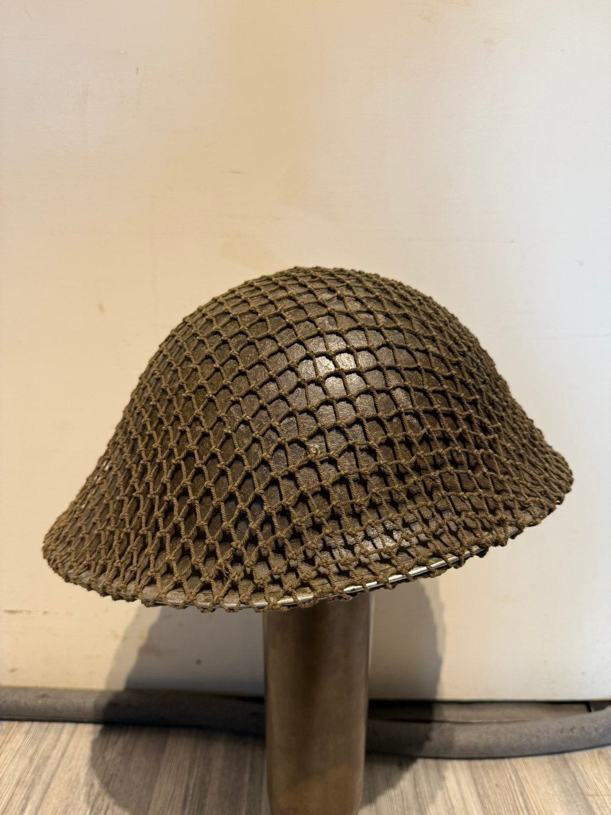 Brits/Canadese Mk3 turtle helm 1945, Verzamelen, Ophalen of Verzenden, Landmacht, Engeland, Helm of Baret