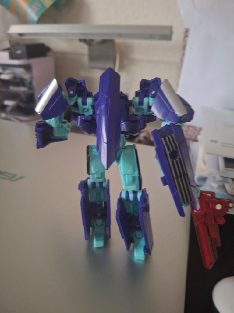 Transformers Legacy Evolution Scourge Voyager Class, Verzamelen, Transformers, Ophalen of Verzenden, Zo goed als nieuw