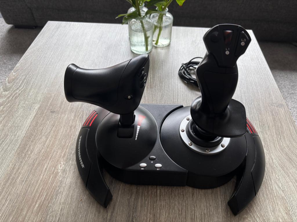 Thrustmaster T-flight Hotas X, Computers en Software, Joysticks, Zo goed als nieuw, Ophalen of Verzenden