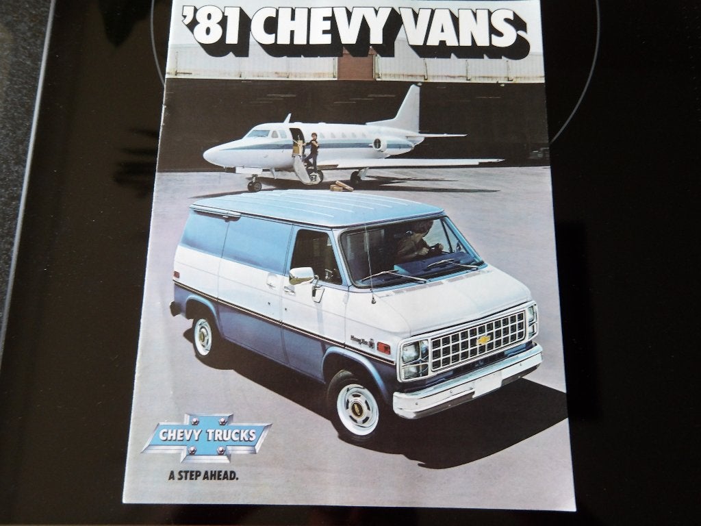 '81 Chevy Vans brochure - Origineel en in goede staat, Ophalen of Verzenden, Zo goed als nieuw, Chevrolet