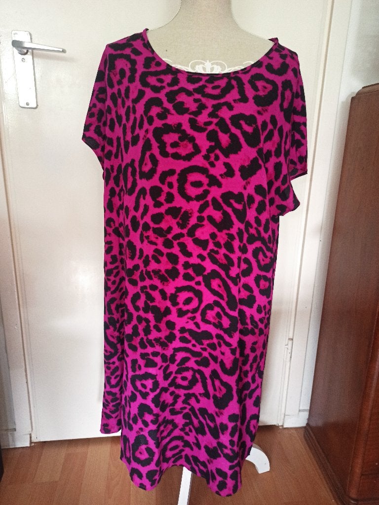 NIEUW! Trendy zwart roze animal ibiza jurk mt 0XL = 44 46, Maat 42/44 (L), Nieuw, Boven de knie, Meerkleurig