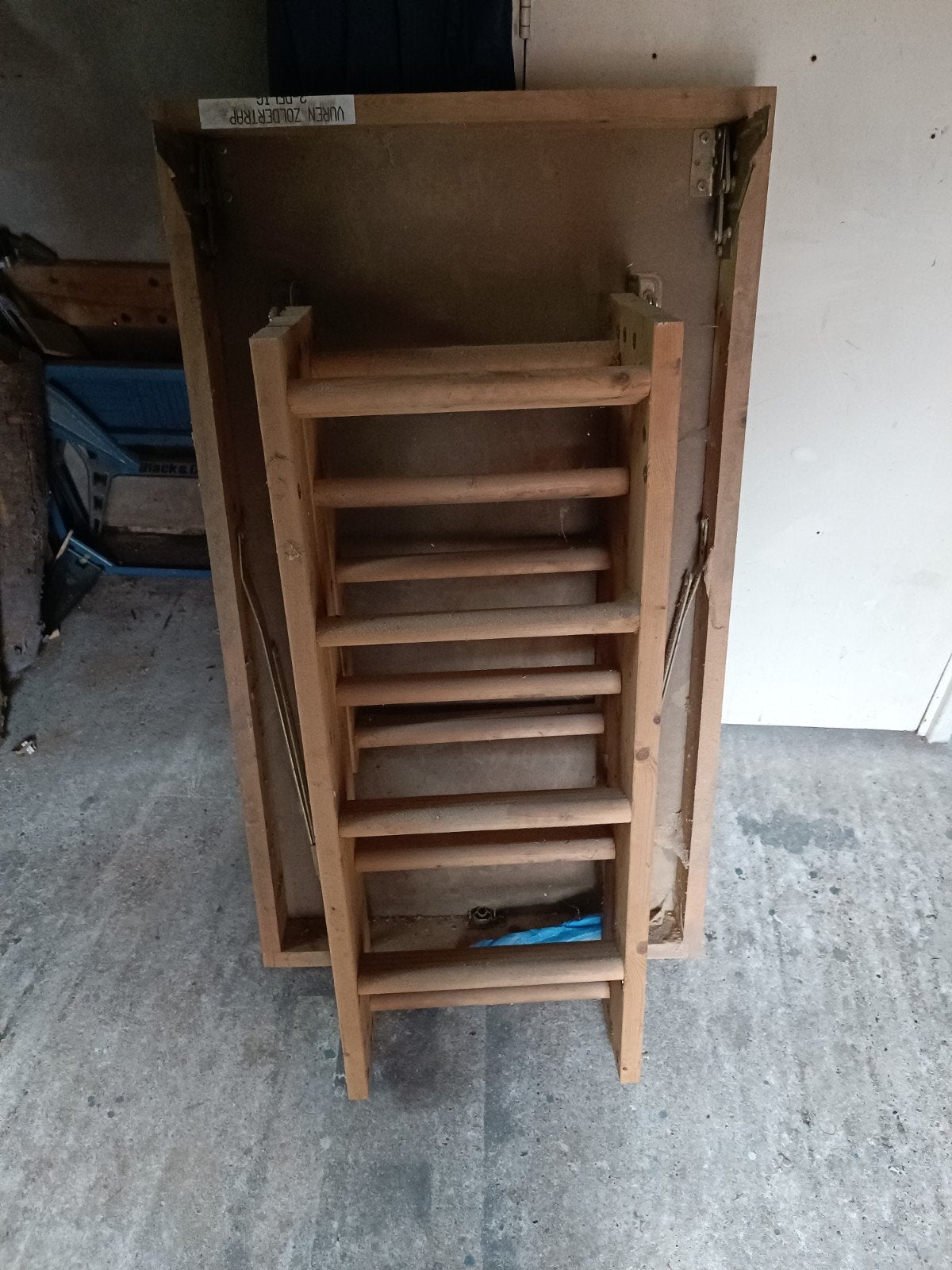 Houten zoldertrap, inklapbaar, Doe-het-zelf en Verbouw, Ophalen, 2 tot 4 meter