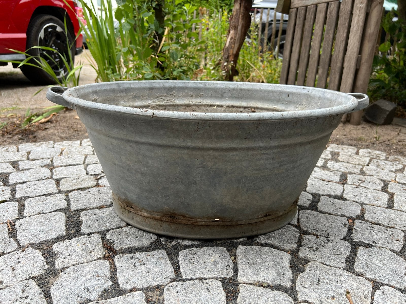 Vintage Zinken Wastobbe / Plantenbak, Ophalen