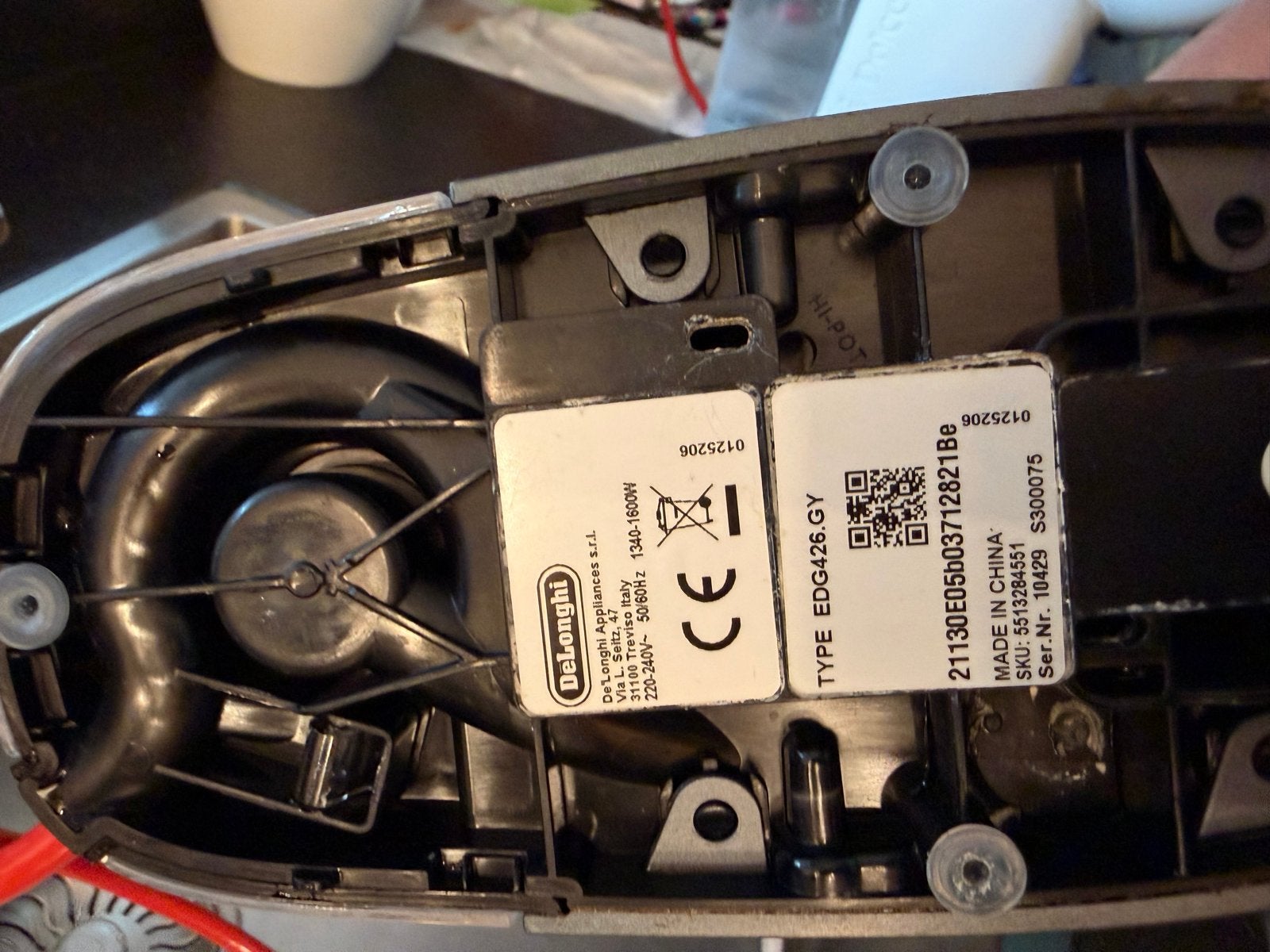 Nescafé Dolce Gusto EDG426.GY met storing, Witgoed en Apparatuur, Koffiezetapparaten, Ophalen, Koffiepads en cups, Koffiemachine