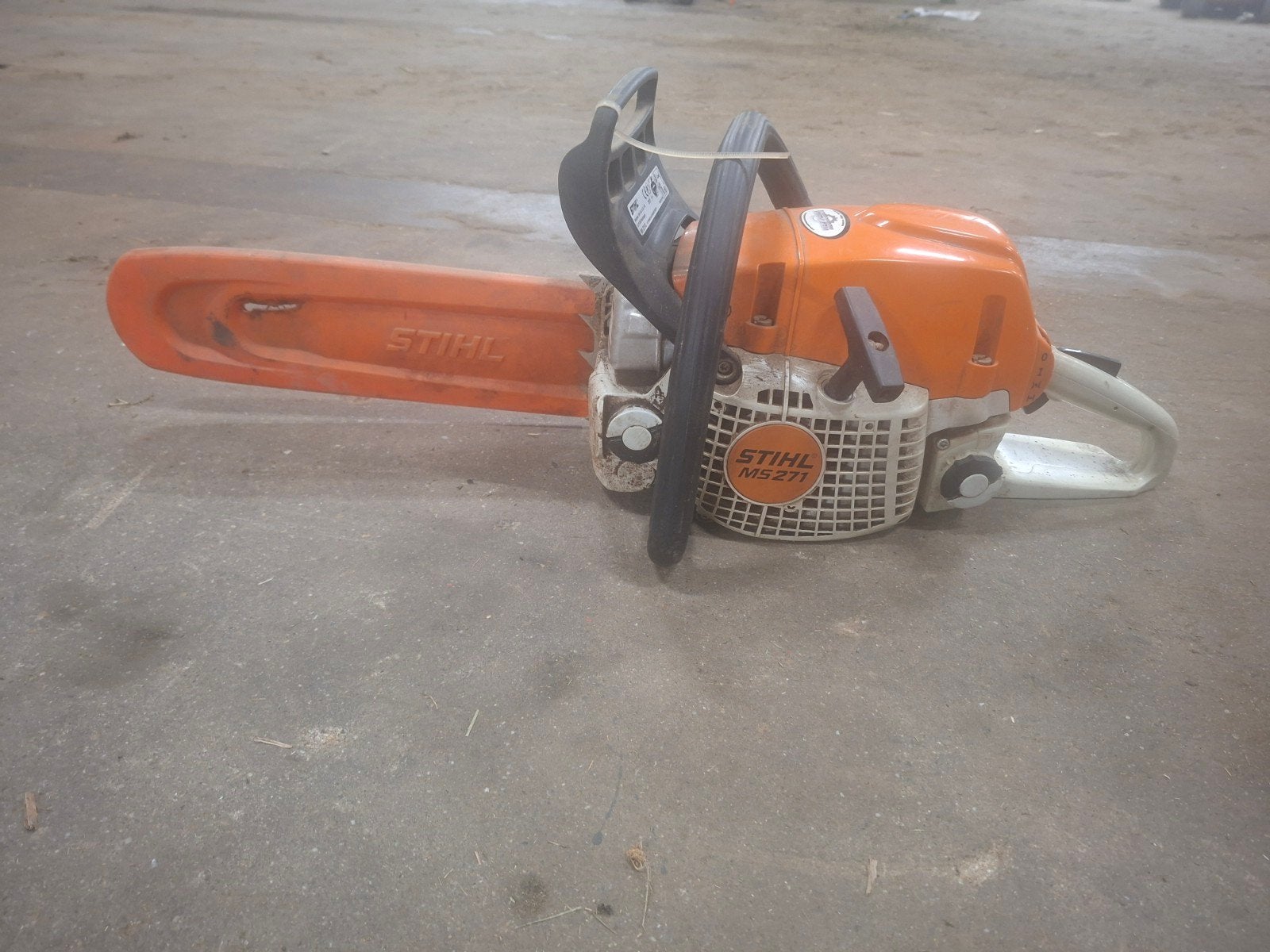stihl ms 271 kettingzaag te koop, Ophalen, Zo goed als nieuw, Benzine