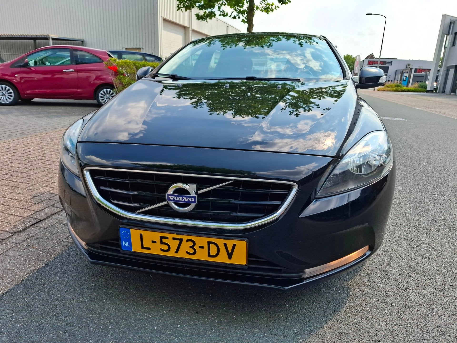 Volvo V40 Cross Country 2.0 D2 Momentum AUTOMAAT/CLIMA/NAVI/, Auto's, Volvo, Stof, Gebruikt, 4 cilinders, Bedrijf