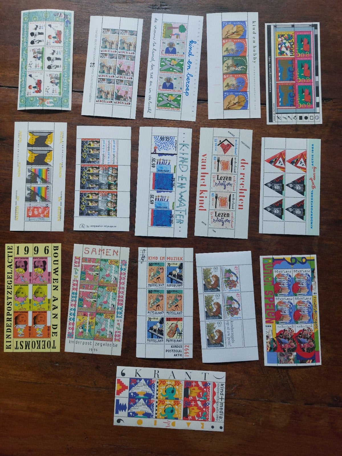 Grote collectie Nederlandse kinderpostzegels (1981-1999), Postzegels en Munten, Postzegels | Nederland, Ophalen of Verzenden