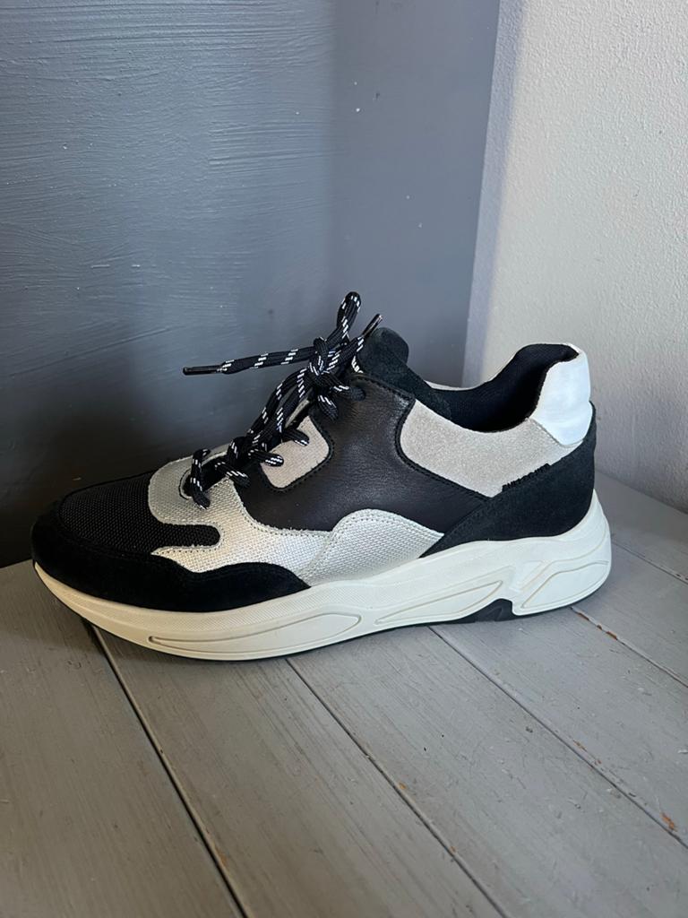 Bullboxer sneakers sportschoenen maat 40, Ophalen of Verzenden, Gedragen, Zwart, Sneakers of Gympen