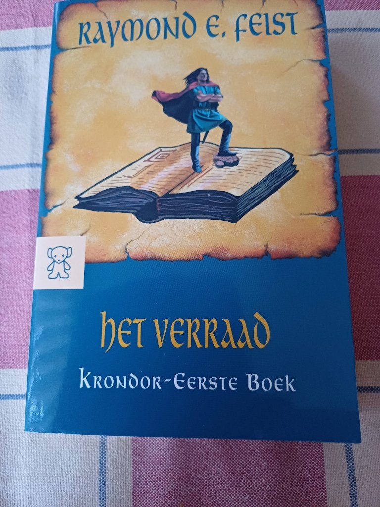 Raymond Feist:krondor.het verraad.pocket., Ophalen, Gelezen, Raymond E. Feist