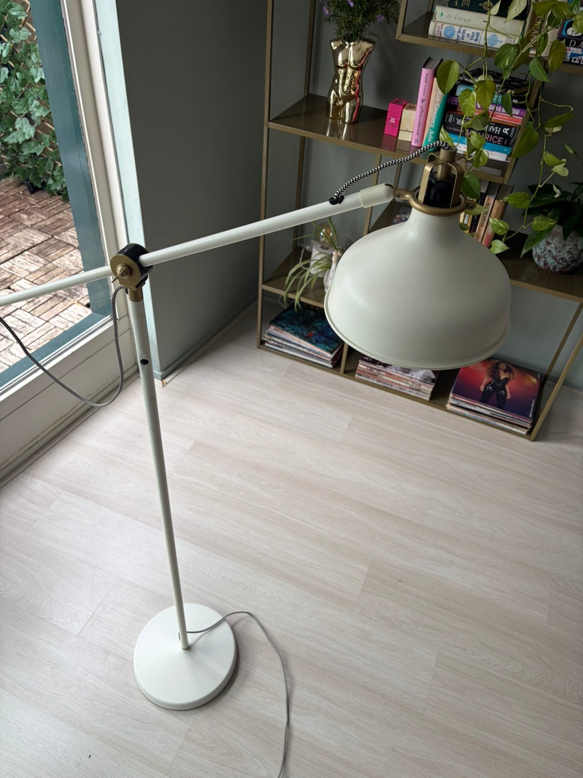 Ikea Verstelbare vloerlamp met metalen kap, Ophalen, Gebruikt, Metaal, 150 tot 200 cm