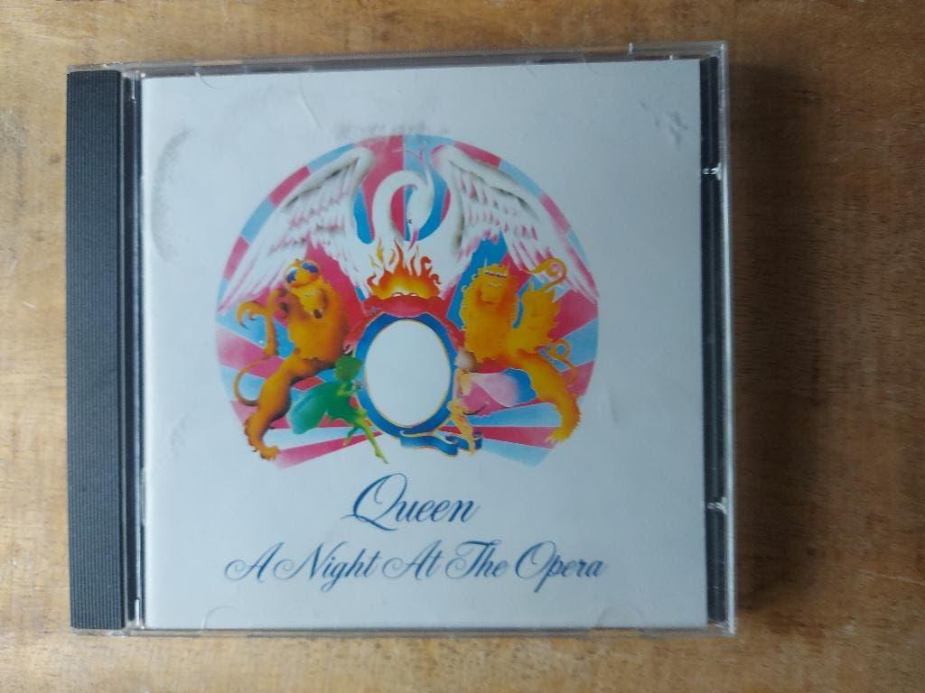 CD Queen - A Night at the Opera, Ophalen of Verzenden, Zo goed als nieuw, Poprock