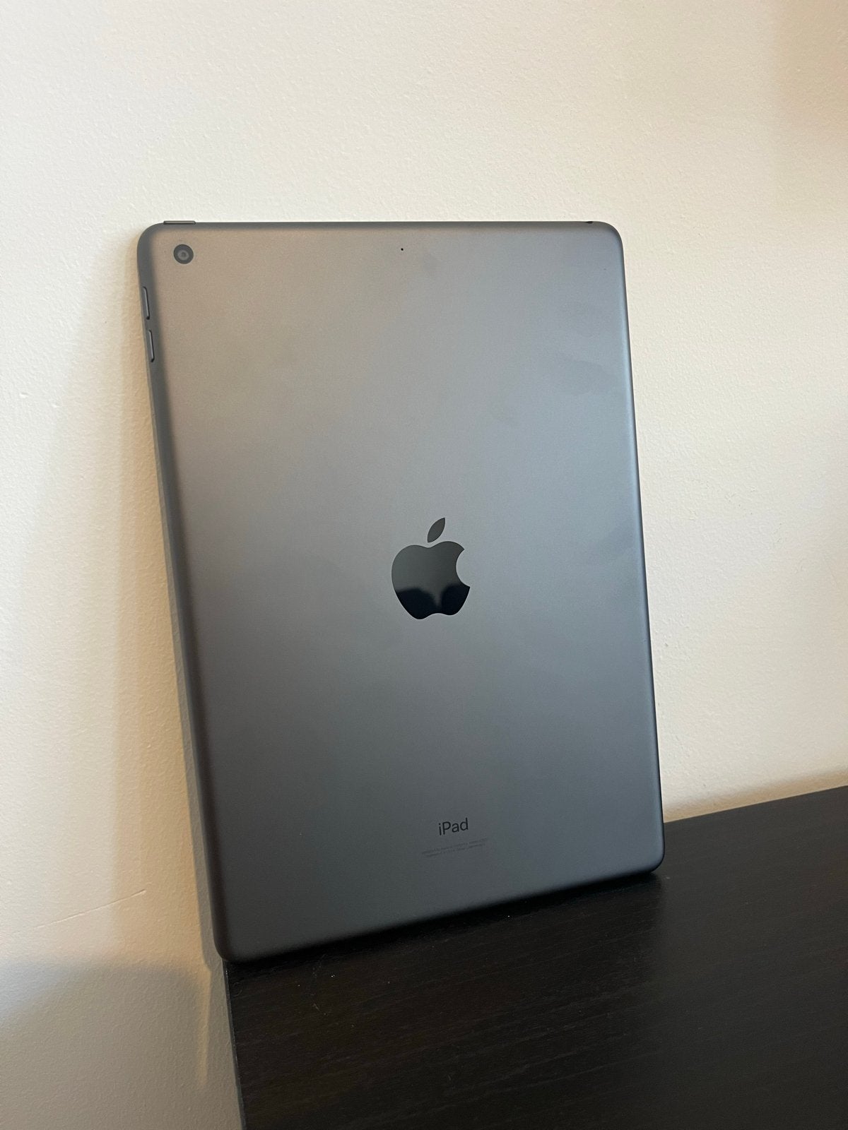 Apple iPad (9e generatie) 64GB Wi-Fi Spacegrijs, Computers en Software, Apple iPads, Apple iPad, Zo goed als nieuw, Wi-Fi, Ophalen