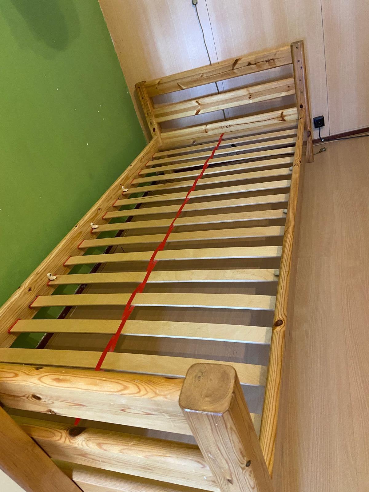 Te koop eenpersoonbed. In goede staat, Kinderen en Baby's, Kinderkamer | Bedden, Ophalen, Zo goed als nieuw, 180 cm of meer, 85 tot 100 cm