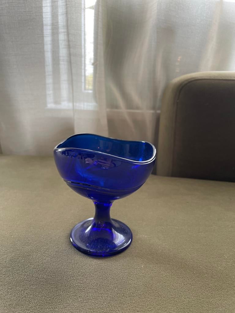Vintage retro ijscoupe glas kobalt blauw, Antiek en Kunst, Antiek | Glas en Kristal, Ophalen
