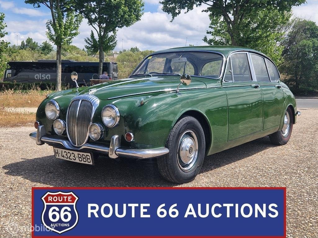 Daimler V8-250 Saloon | 1968 | Route 66 Auctions, Auto's, Oldtimers, Overige merken, Overige carrosserieën, Zwart, Bedrijf