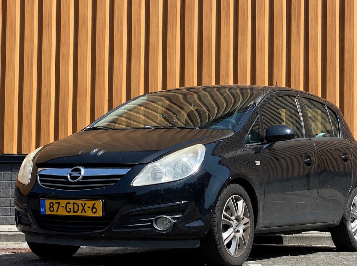 Opel Corsa 1.4 16V 5D 2008 Zwart nieuwe apk, Voorwielaandrijving, 1063 kg, 4 cilinders, Origineel Nederlands