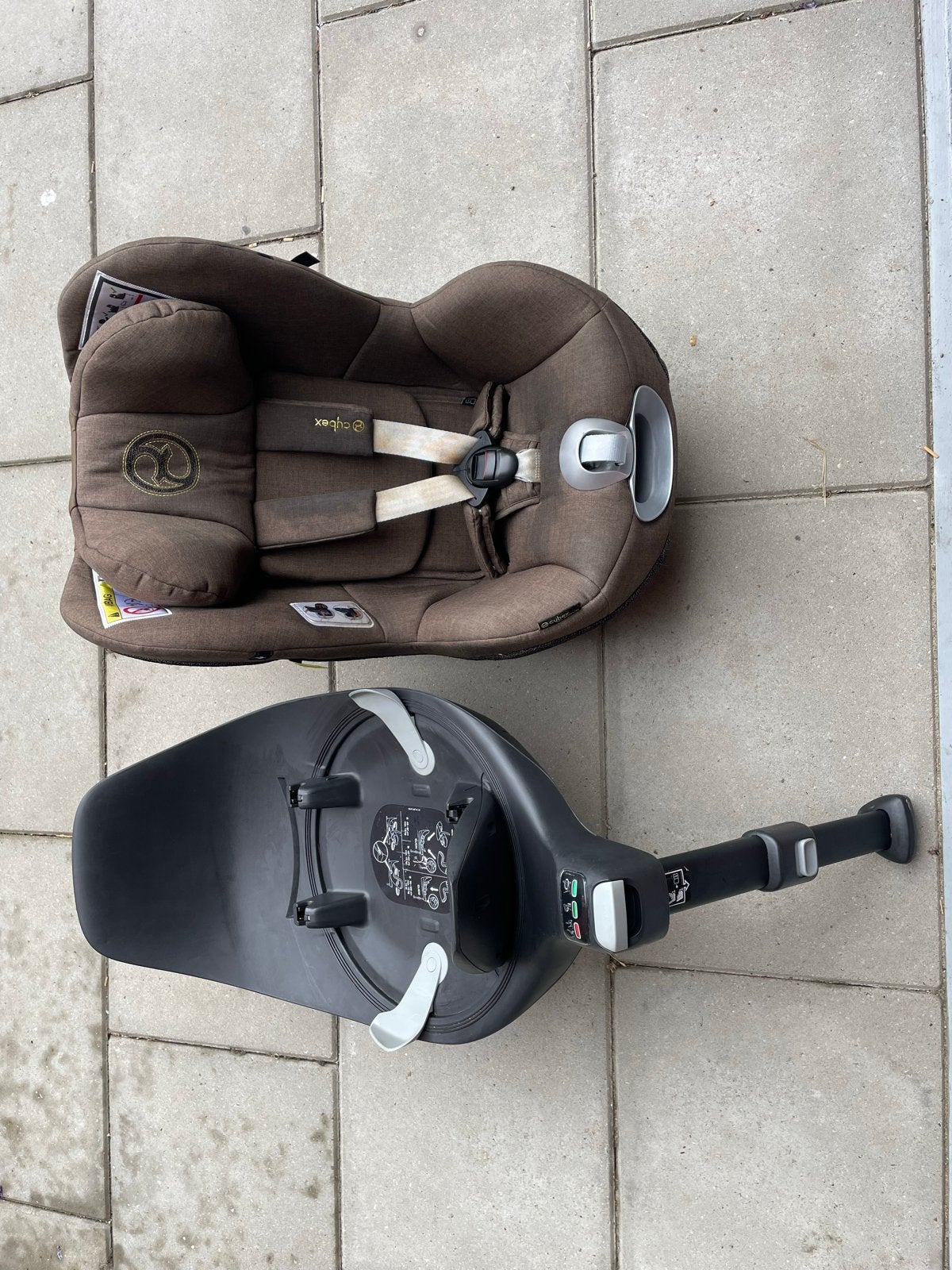 Cybex Platinum autostoel met Isofix base - Zo goed als nieuw, Verstelbare rugleuning, 0 t/m 18 kg, Zo goed als nieuw, Isofix