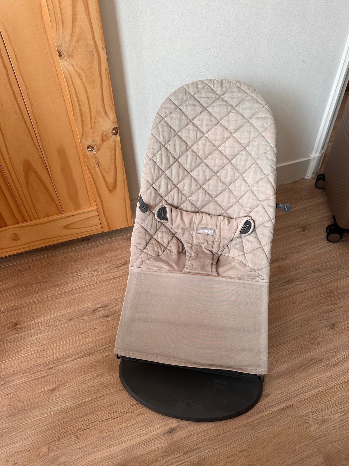 BabyBjorn Bliss wipstoel beige, Kinderen en Baby's, Wipstoeltjes, Verstelbaar, Wipstoel, Zo goed als nieuw, Ophalen