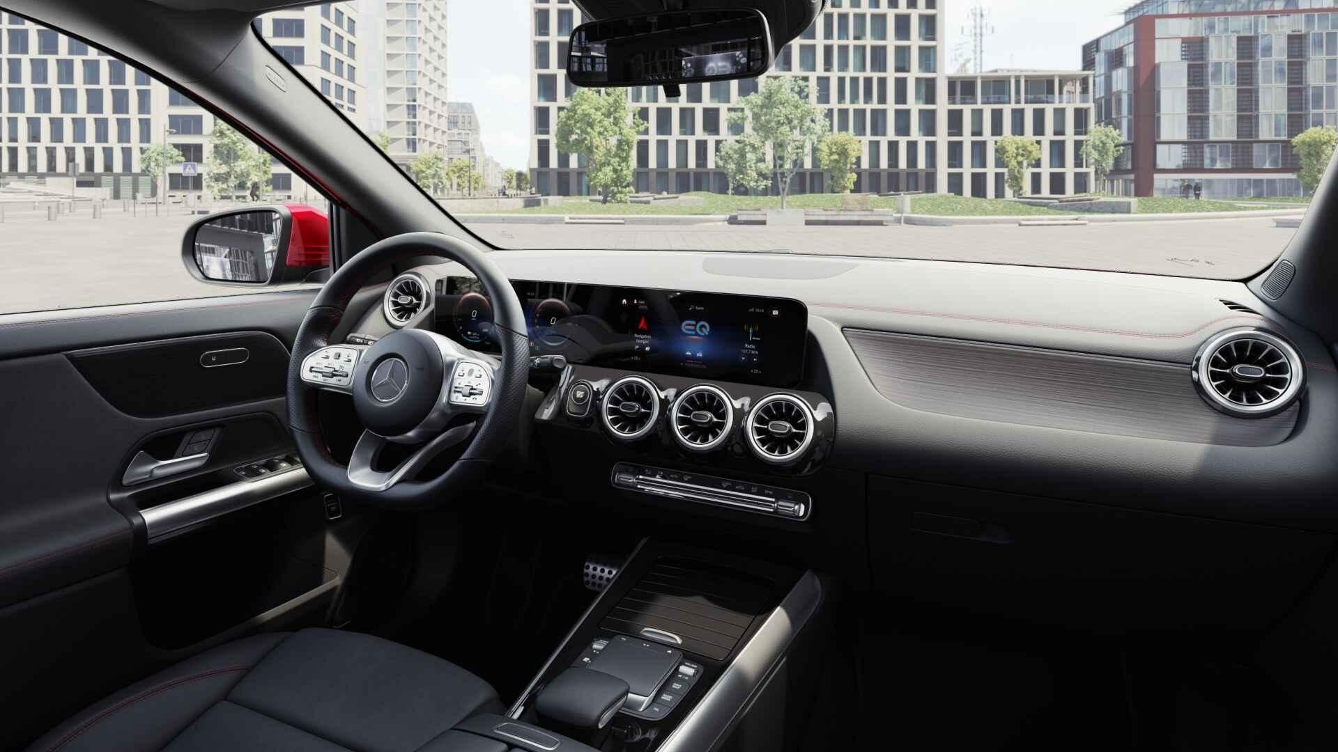 Mercedes-Benz EQA 250 AMG Line 67 kWh | Panoramadak | Trekha, 1940 kg, Gebruikt, 190 pk, 90 €/maand