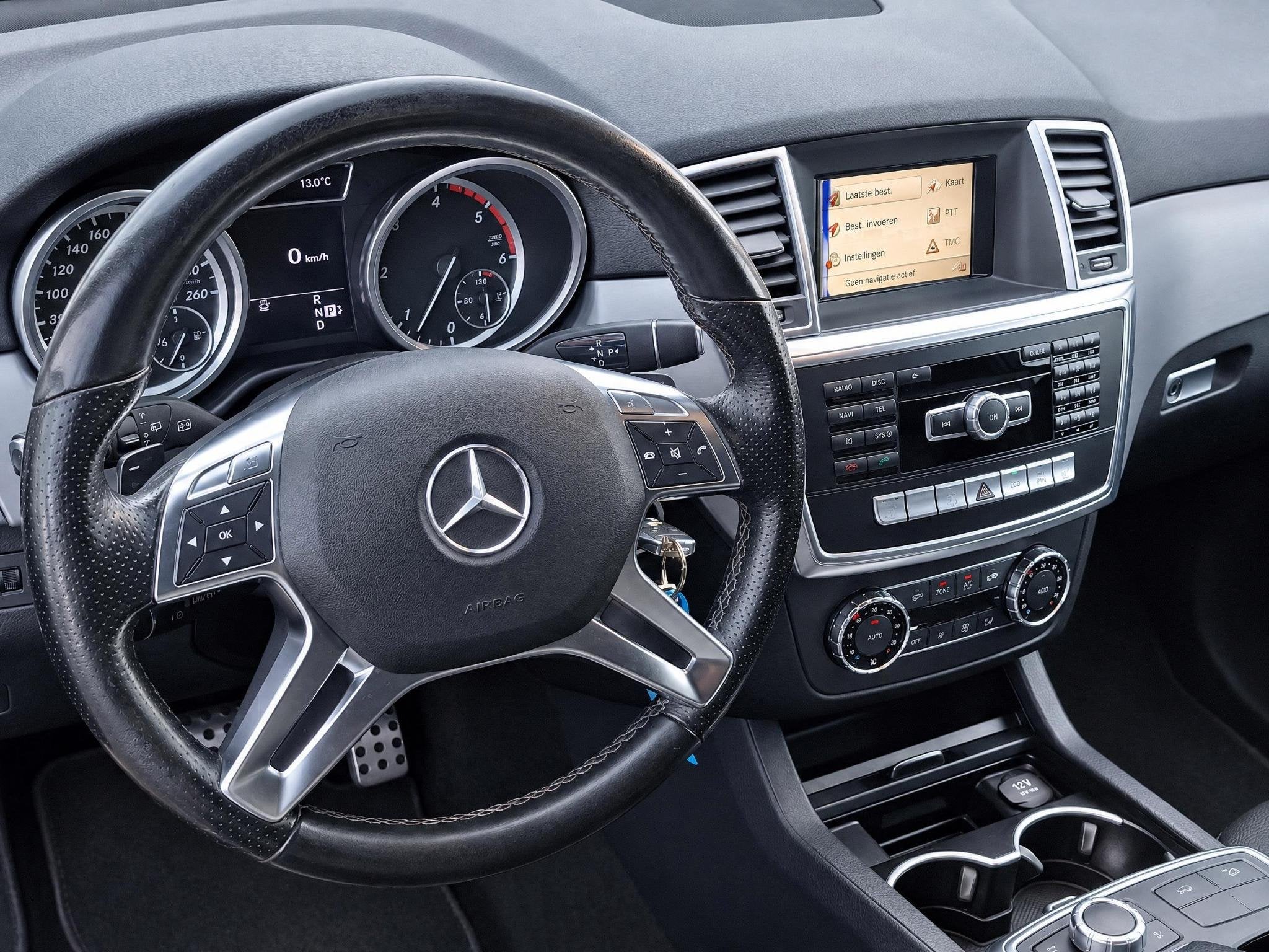 Mercedes-Benz ML 350 BLUETEC 4MATIC | Grijs Kenteken | Elekt, Auto's, Automaat, Gebruikt, 258 pk, 2987 cc