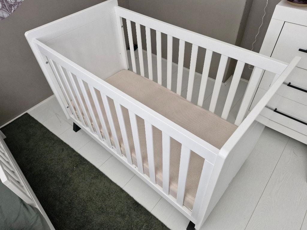 Bopita Ledikant (Juno) inclusief Matras & Aerosleep Topper, Ophalen, Gebruikt, Ledikant