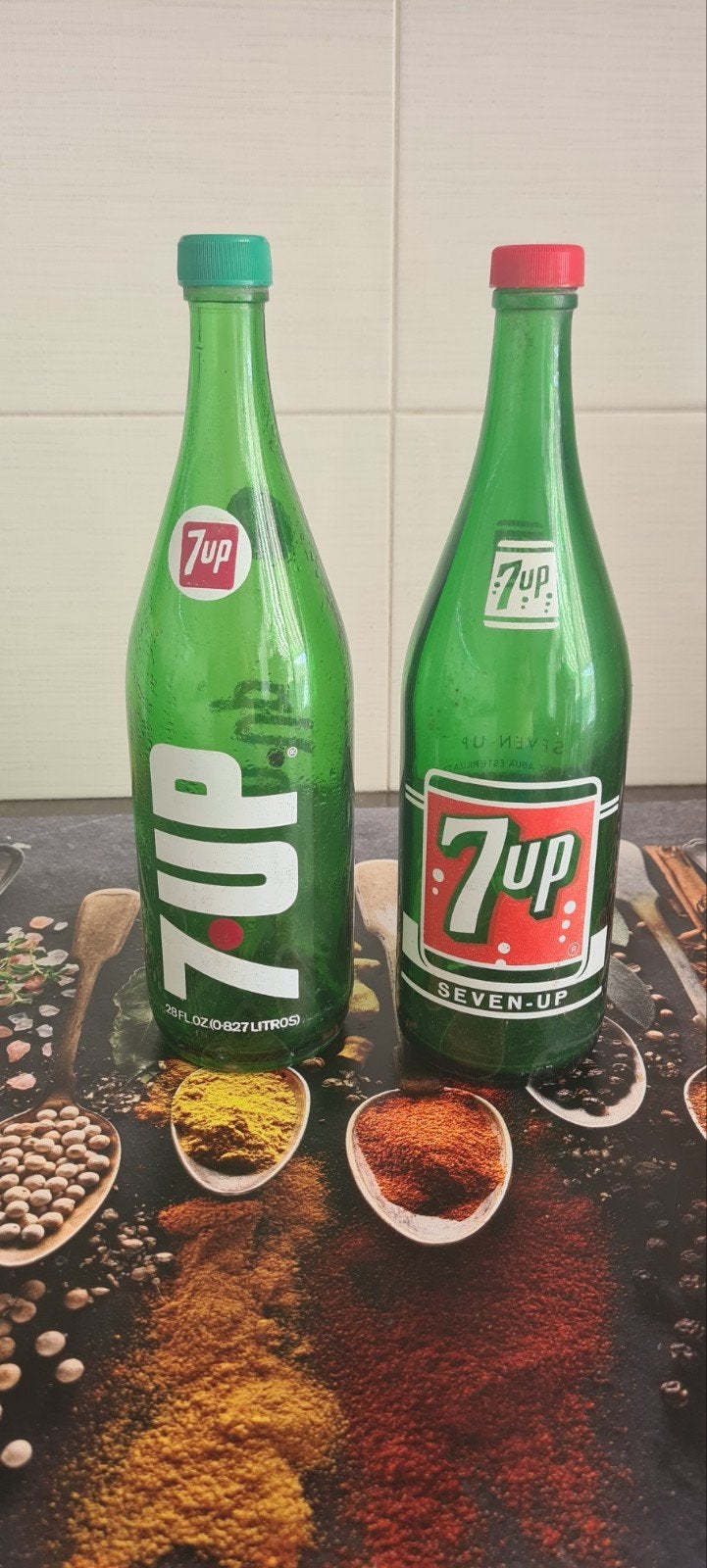 Vintage 7UP fles jaren '60-'70 -  groene dop., Ophalen of Verzenden