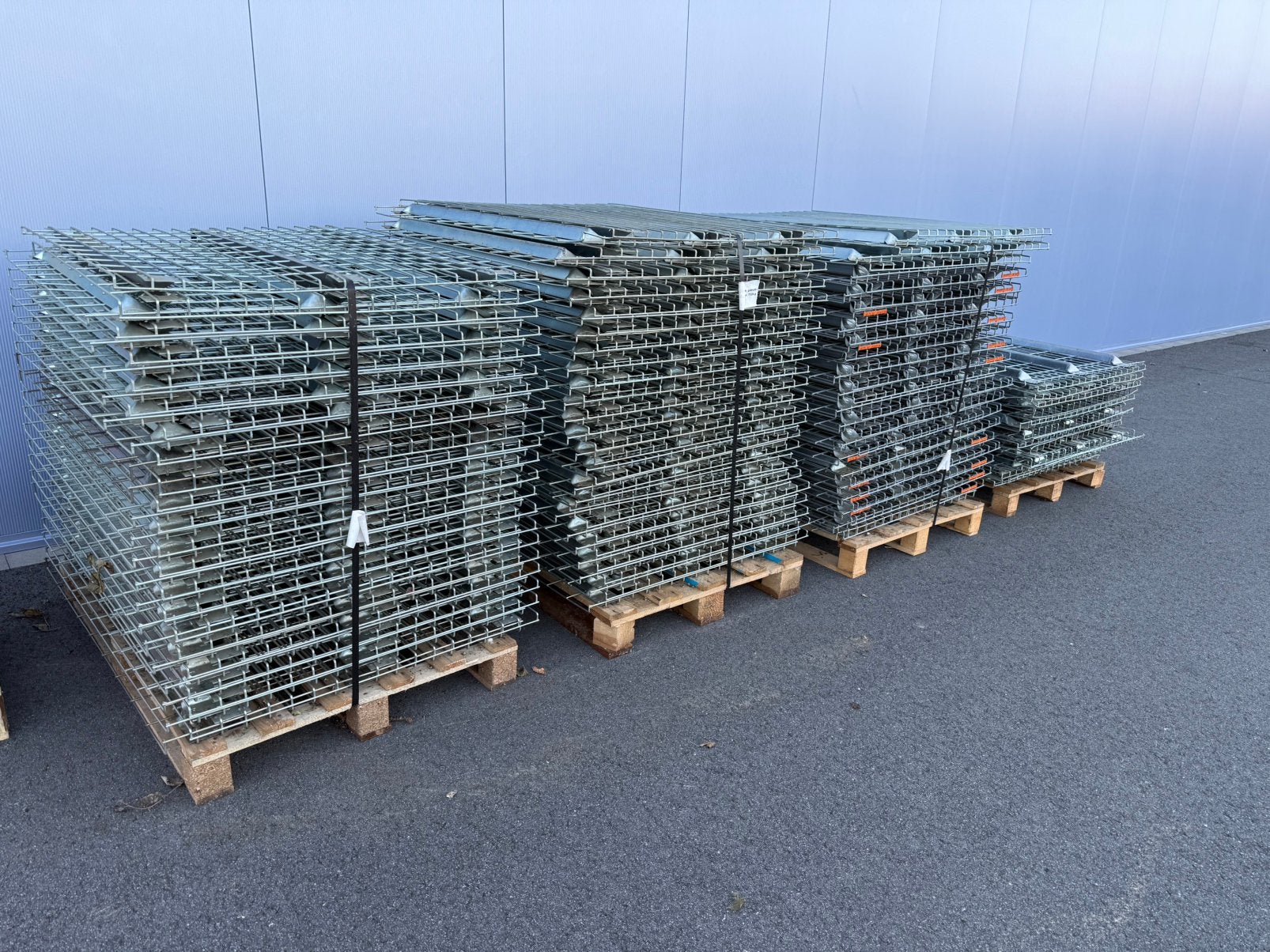 Partij gegalvaniseerde roosters  (2700mm en 3600mm liggers)