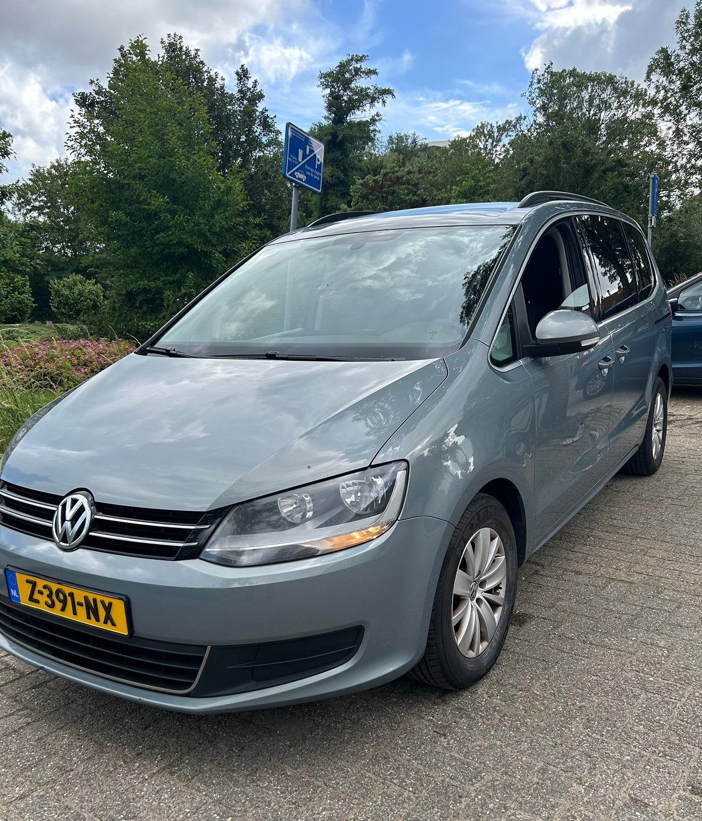 Volkswagen Sharan Automaat 1.4 110KW 2012 Grijs, Auto's, Volkswagen, 1800 kg, 4 cilinders, 7 stoelen, Bedrijf