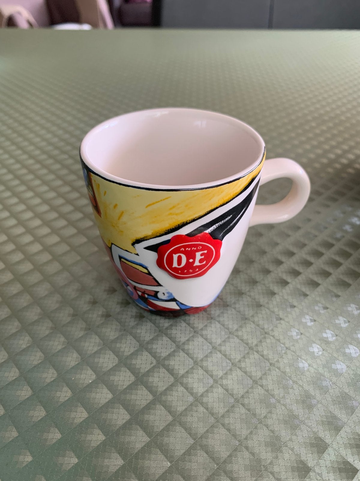 Douwe Egberts Royal Raja kopjes, Ophalen of Verzenden, Zo goed als nieuw, Overige stijlen, Kop(pen) en/of Schotel(s)