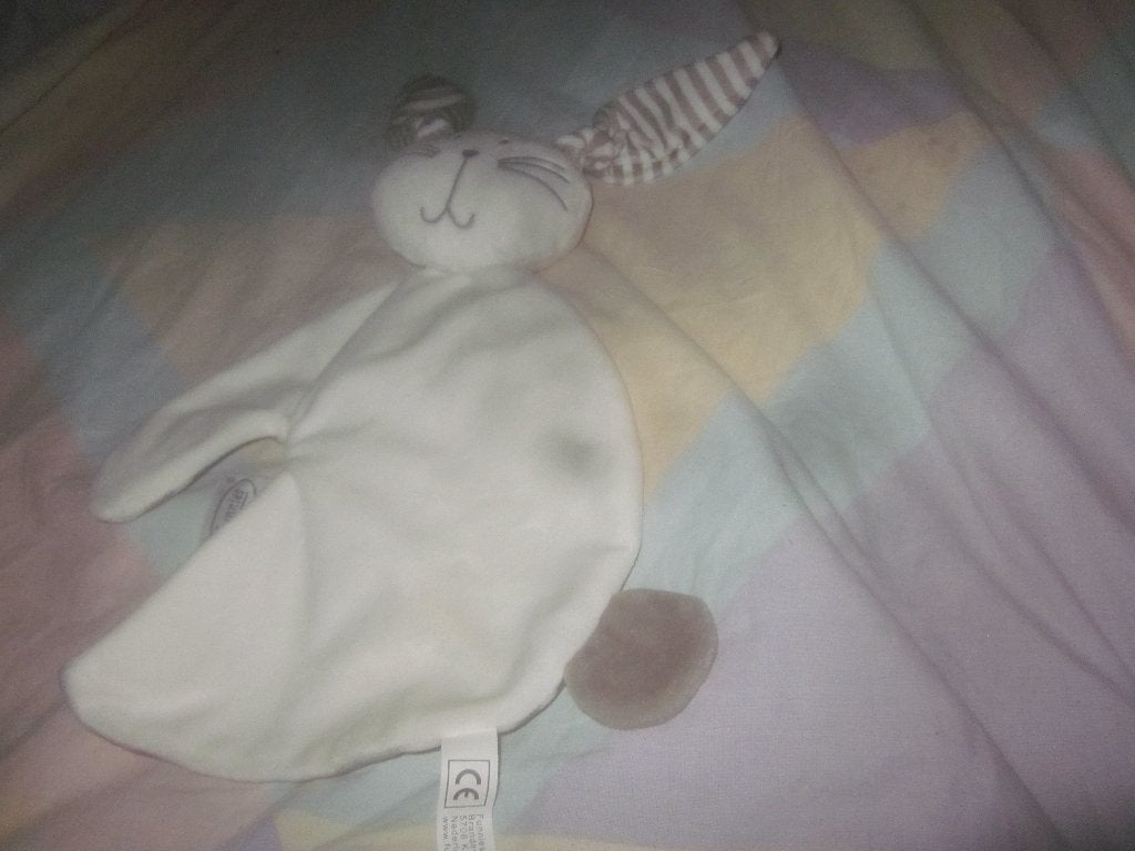 Nieuw zacht wit/grijze knuffel/frummel konijntje Funnies, Overige merken, Ophalen of Verzenden, Middelgroot (20 tot 80 cm), Met label