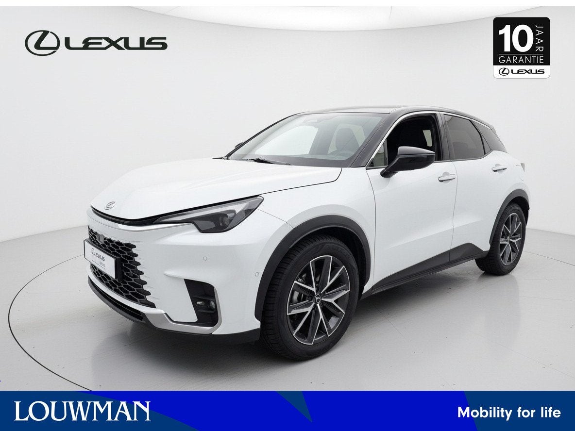 Lexus LBX 1.5 Emotion 2WD Advanced Pack | Mark Levinson | Ca, 136 pk, Gebruikt, Zwart, Bedrijf