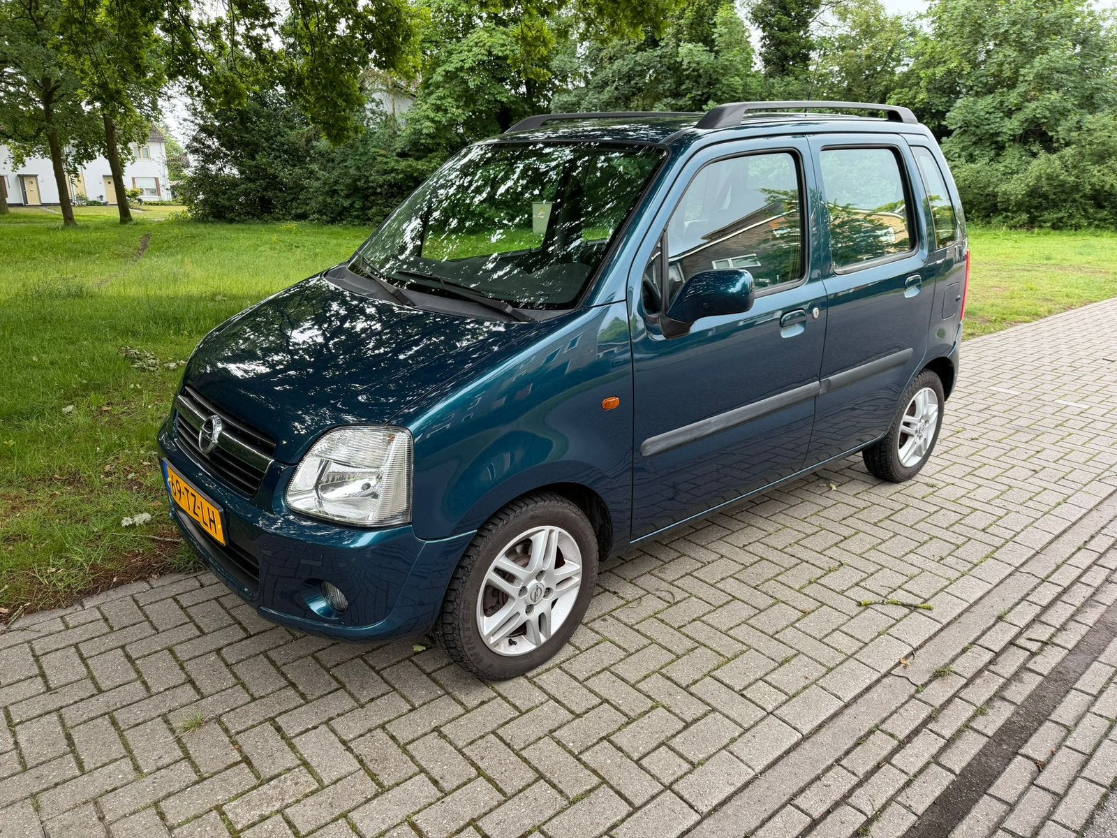 Opel Agila 1.2 16V Twinport 2007 Airco Apk nieuw, Centraal, Auto's, Voorwielaandrijving, Stof, 40 €/maand, 4 cilinders