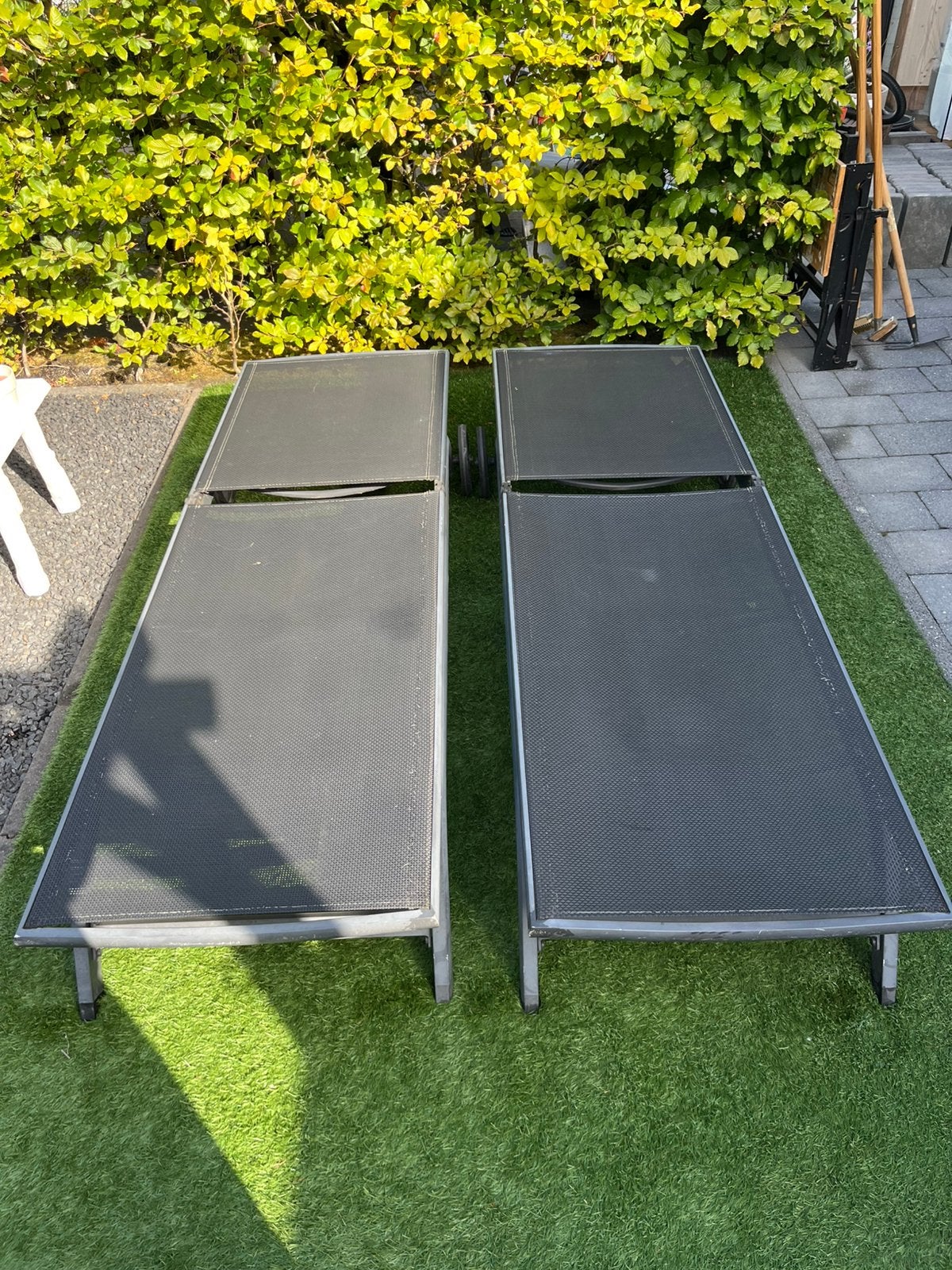 2 aluminium ligbedden met kussens, Ophalen, Zo goed als nieuw, Aluminium